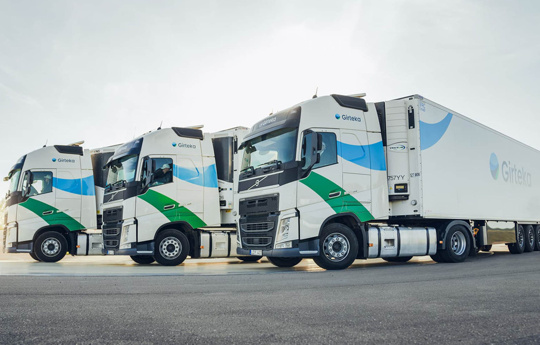 Girteka s 74 milijoni evrov za nakup 1.200 tovornjakov