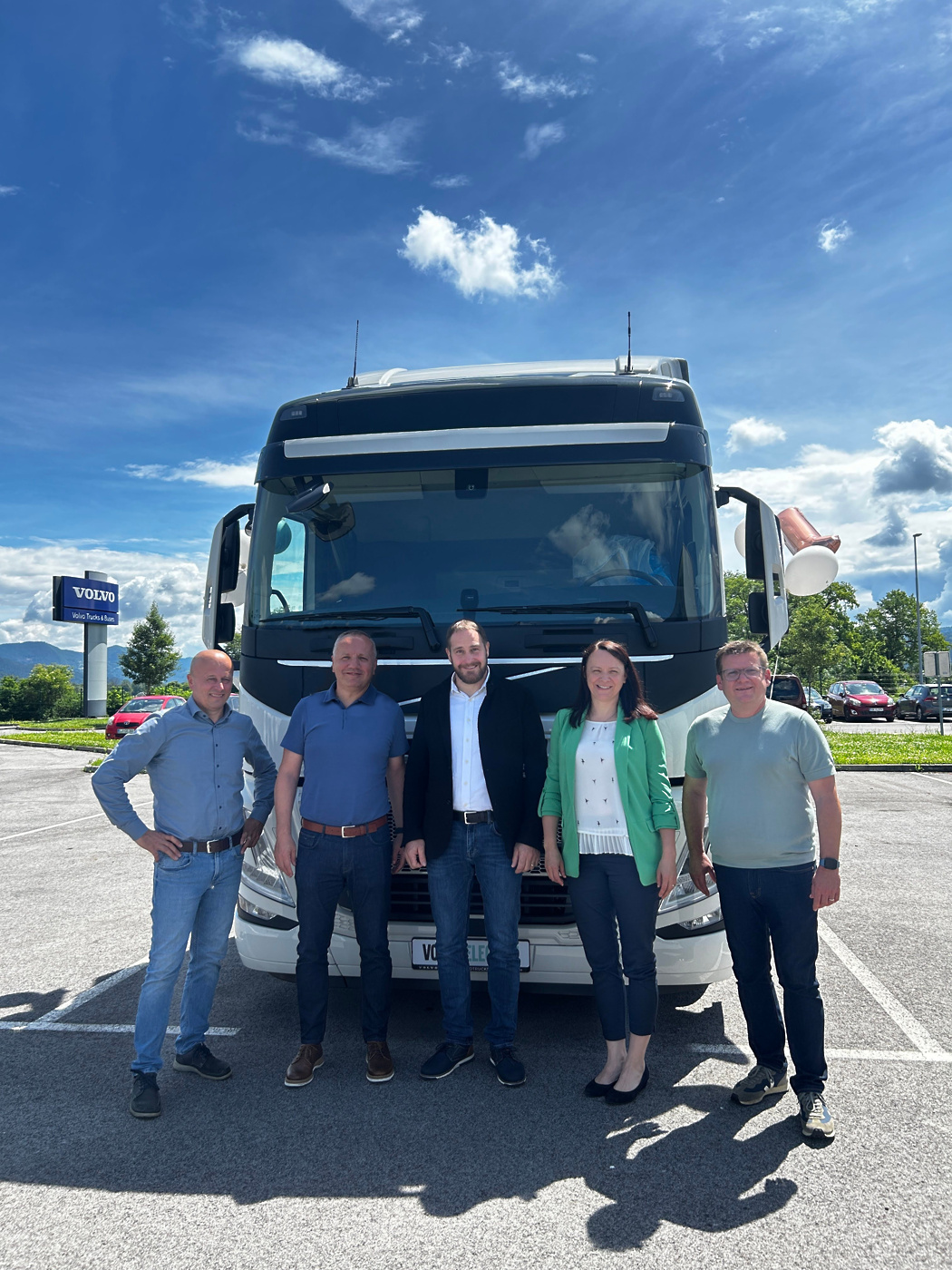 Volvo Trucks Slovenija dostavil prvo tovorno vozilo na električni pogon